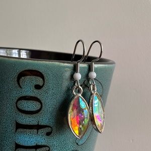 Handcrafted Oval dangling earrings 3